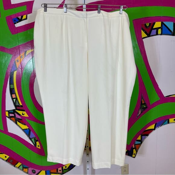 NWT, Levine Classics 3 Piece Set. Jacket Skirt and Pants. Size 34W. Minor Stains - Picture 8 of 16